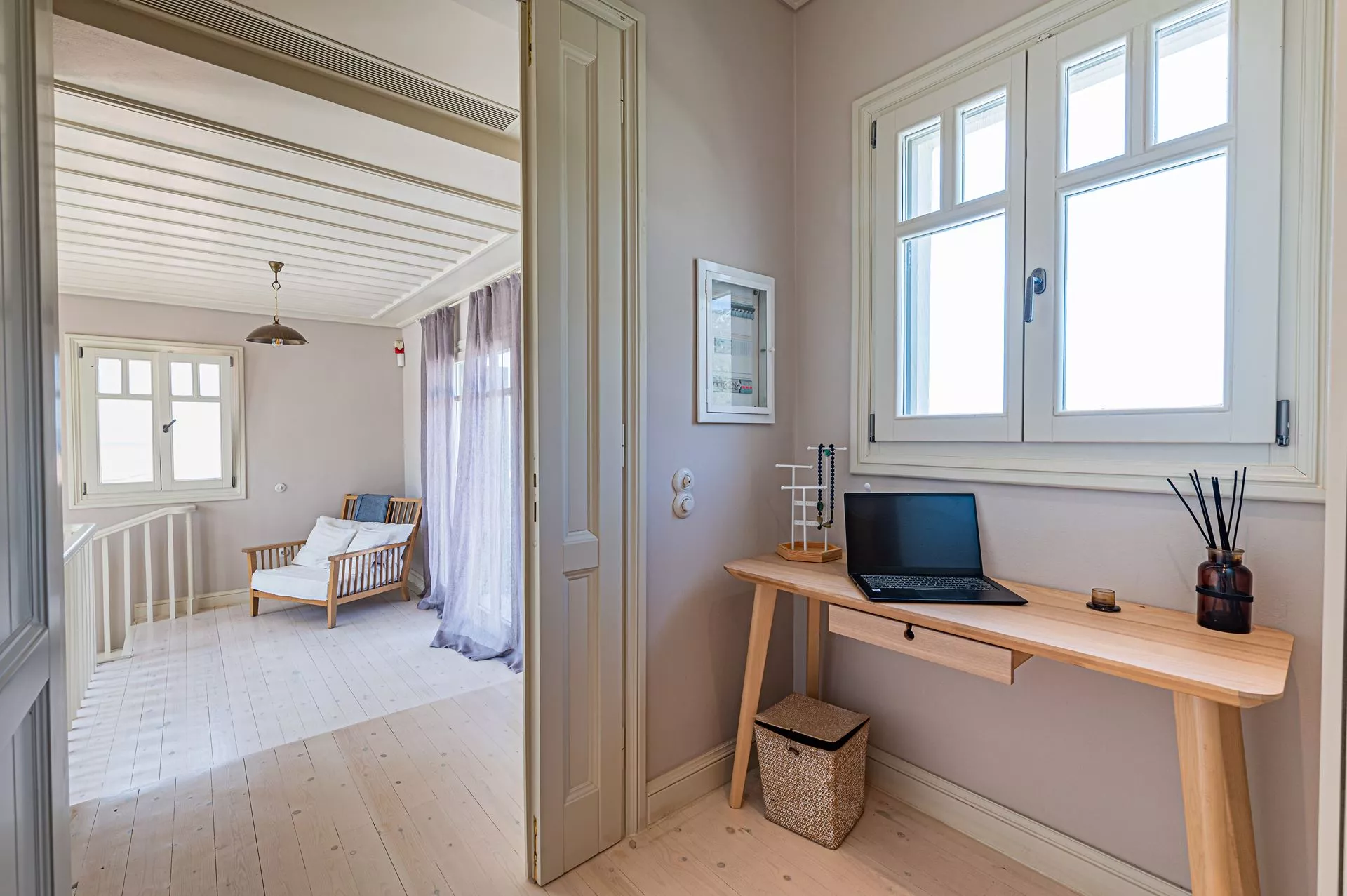 πρώτος όροφος